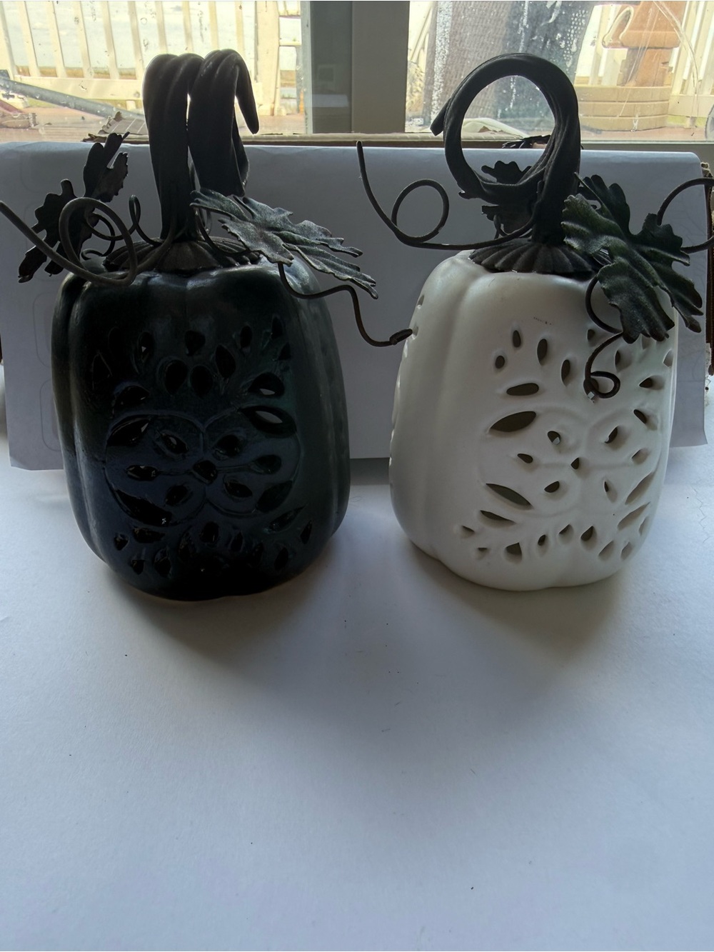 Ceramic Pumpkin Lantern Set - White & Black - Unbranded